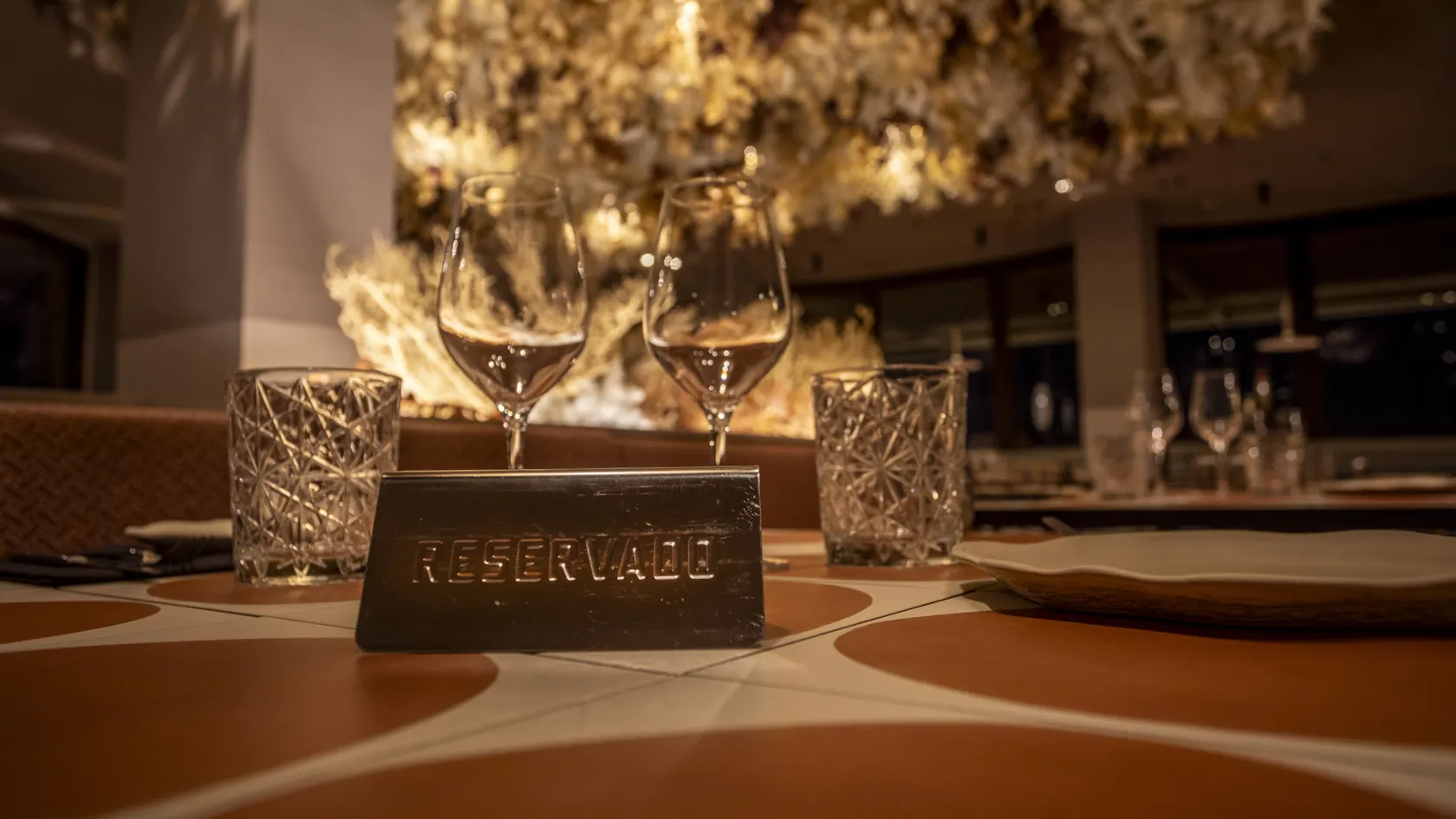 Mesa reservada en el Restaurante Akquaaa de Calafell